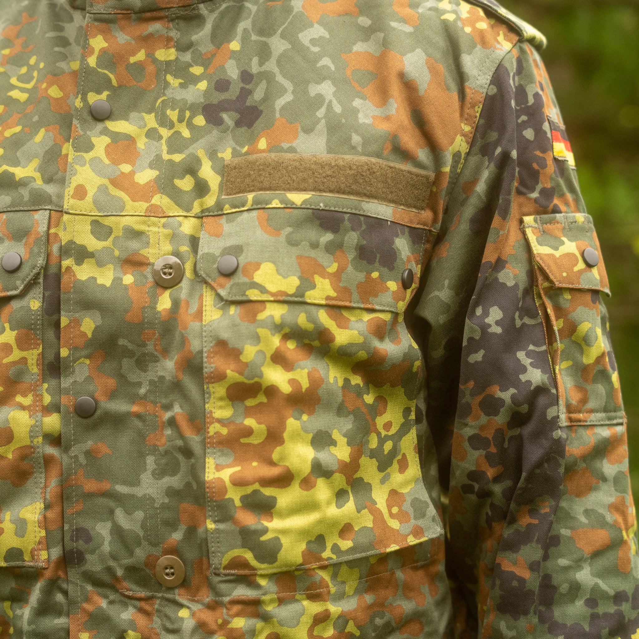 Unissued Bundeswehr Flecktarn Parka - Image 11