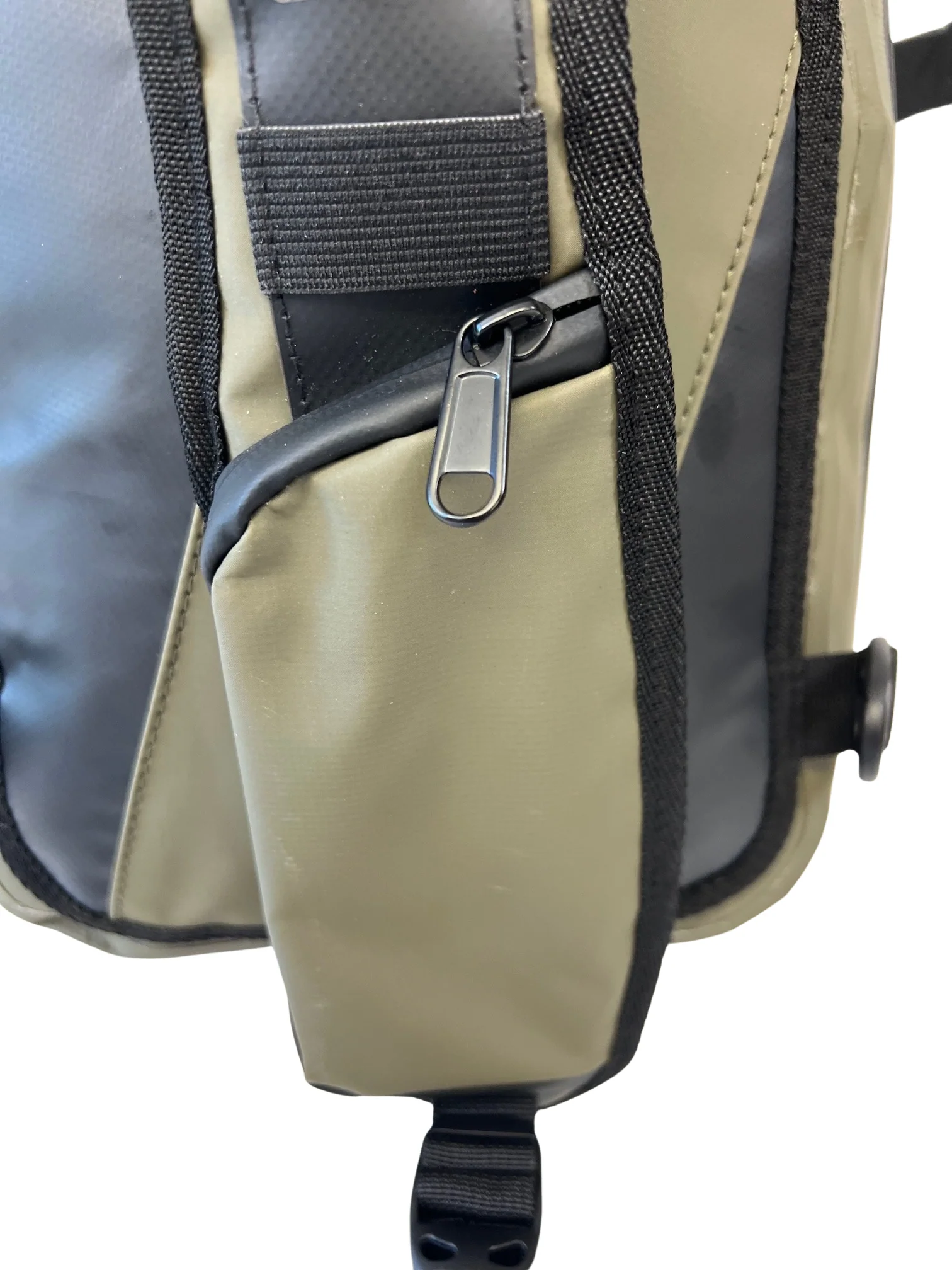 Fully Submersible Waterproof Sling Pack Dry Bag - Image 6