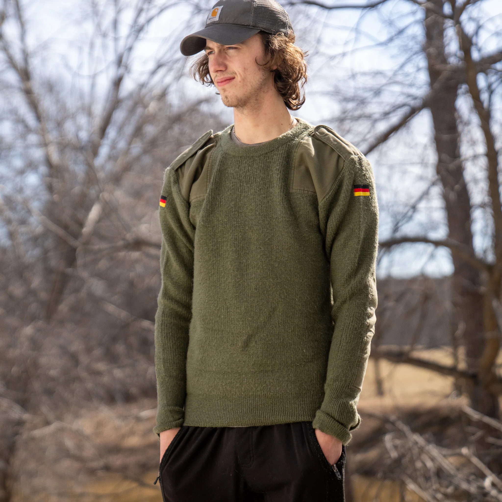 Issued German OD Green Commando Pullover Sweater - Image 3