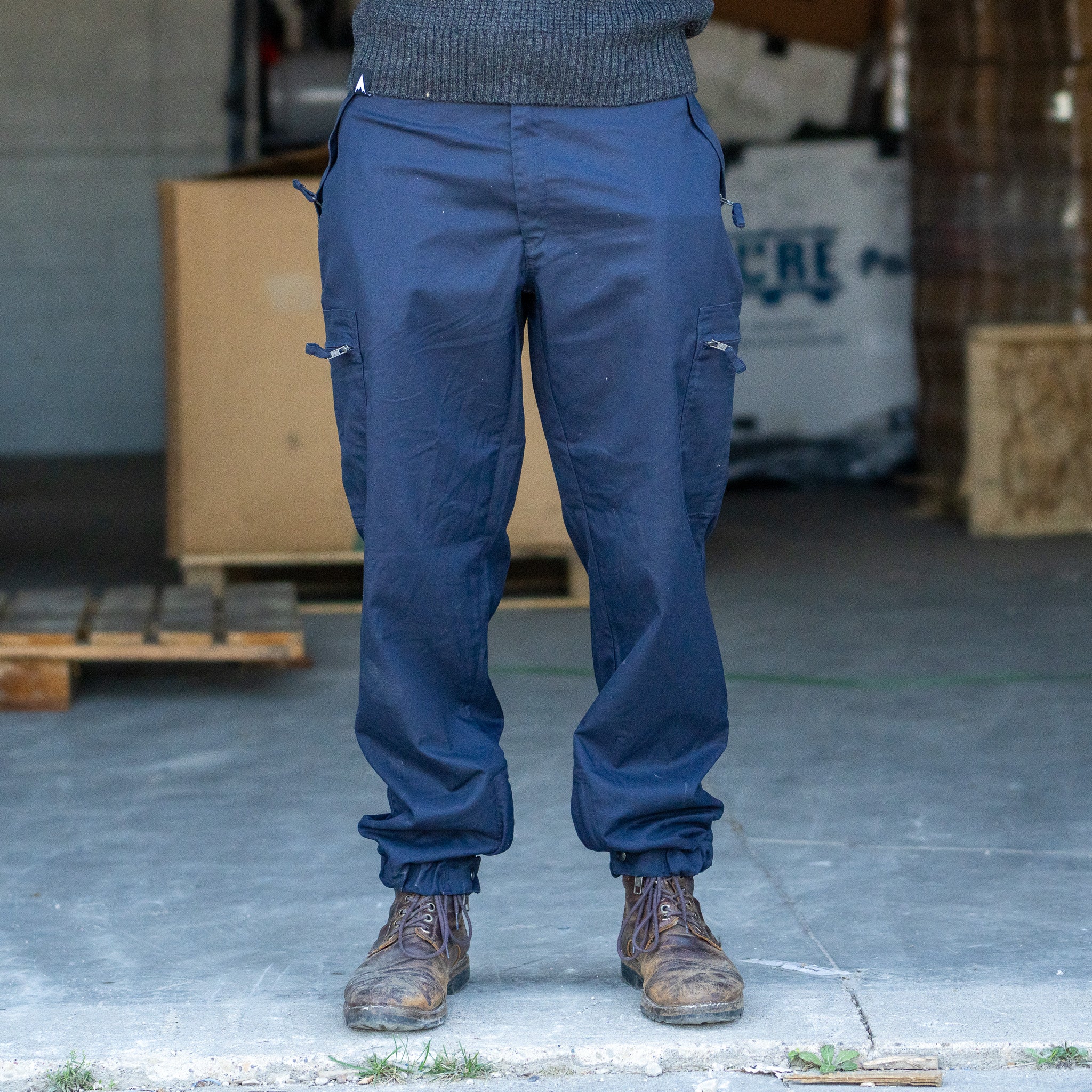 Issued French Raid Pants w/ Loop Snaps - Image 4
