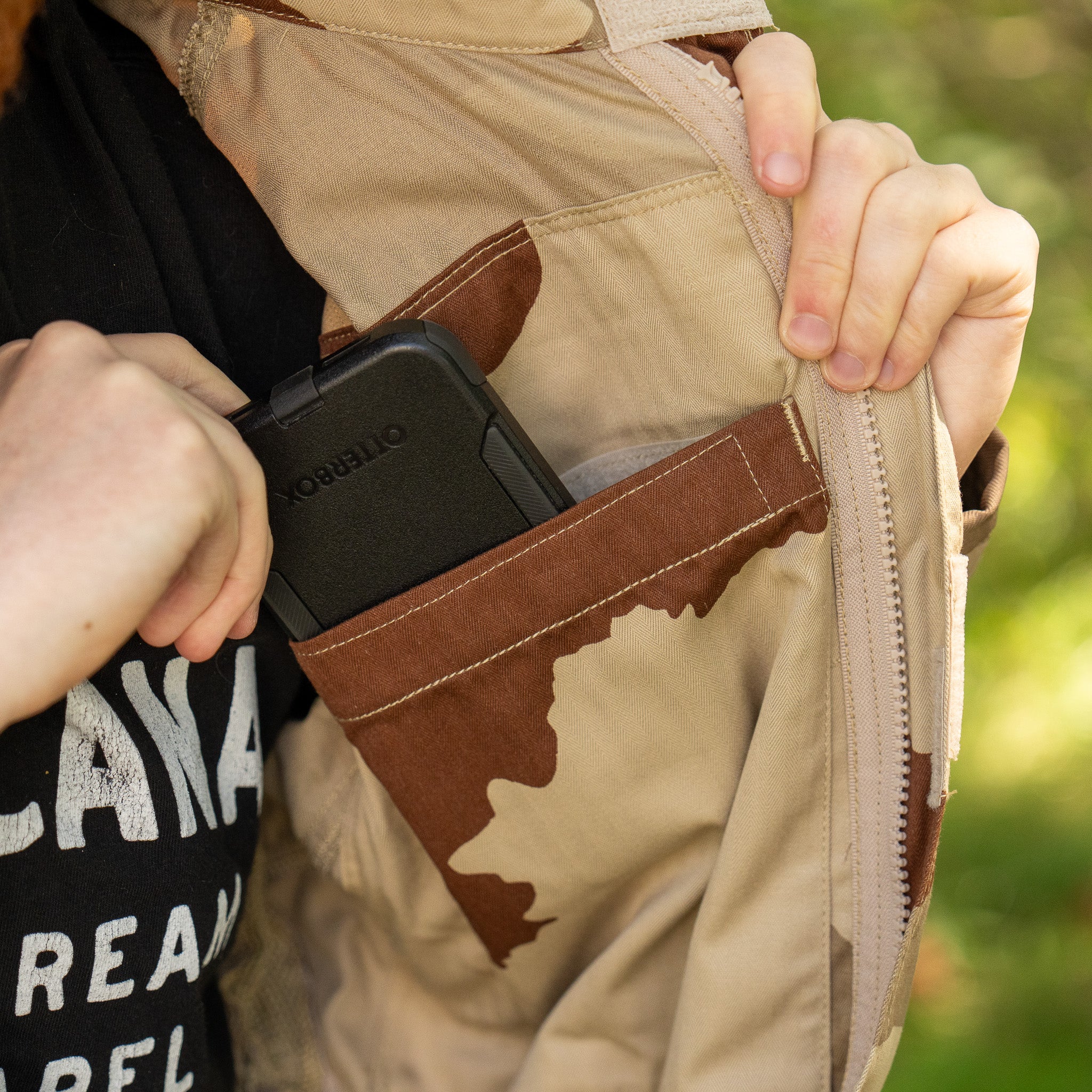 Issued French T4S2 Desert CCE Combat Jacket - Image 11