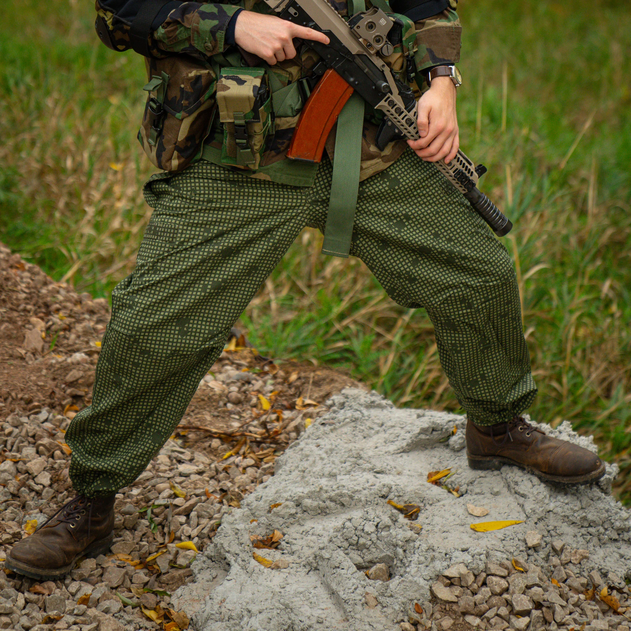Issued USGI Desert Night Camo Overpants - Image 4