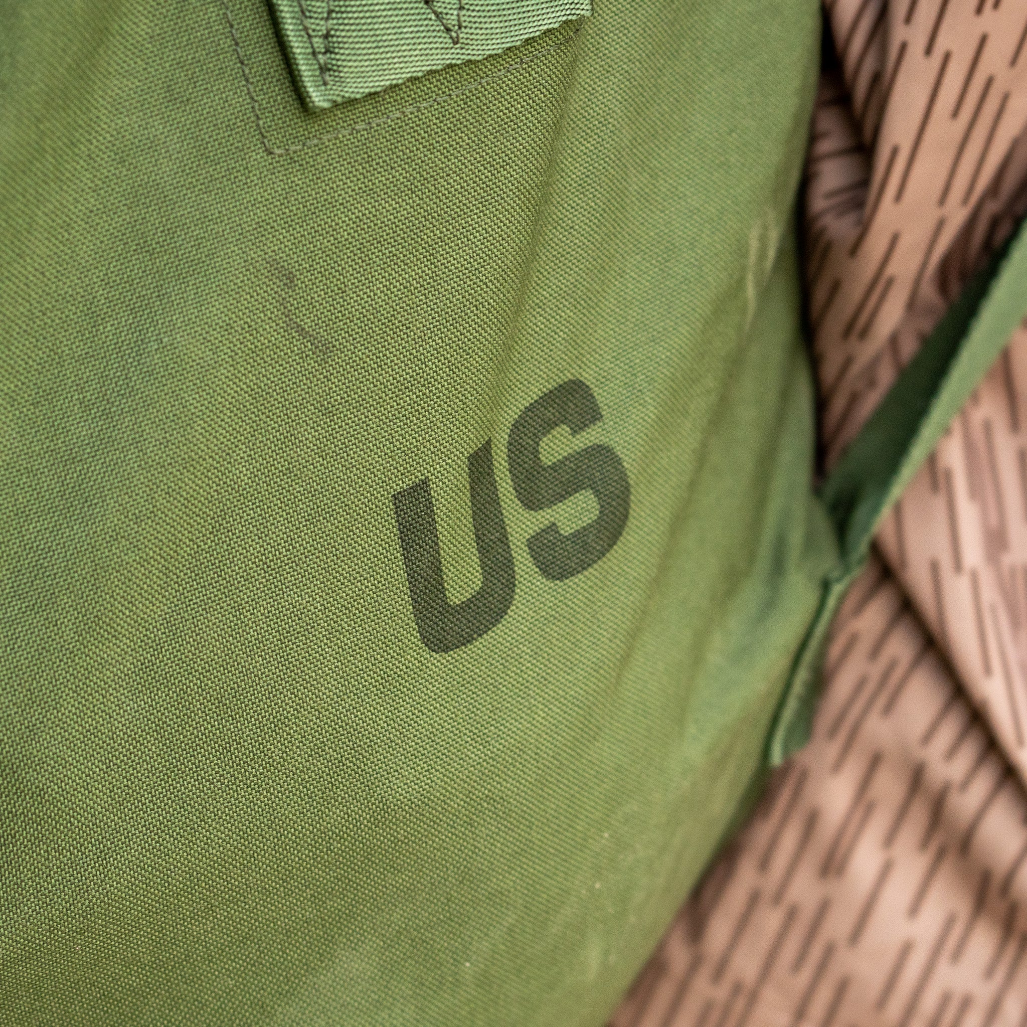 Issued USGI Double Strap Top Loading Duffle Bag - Image 6