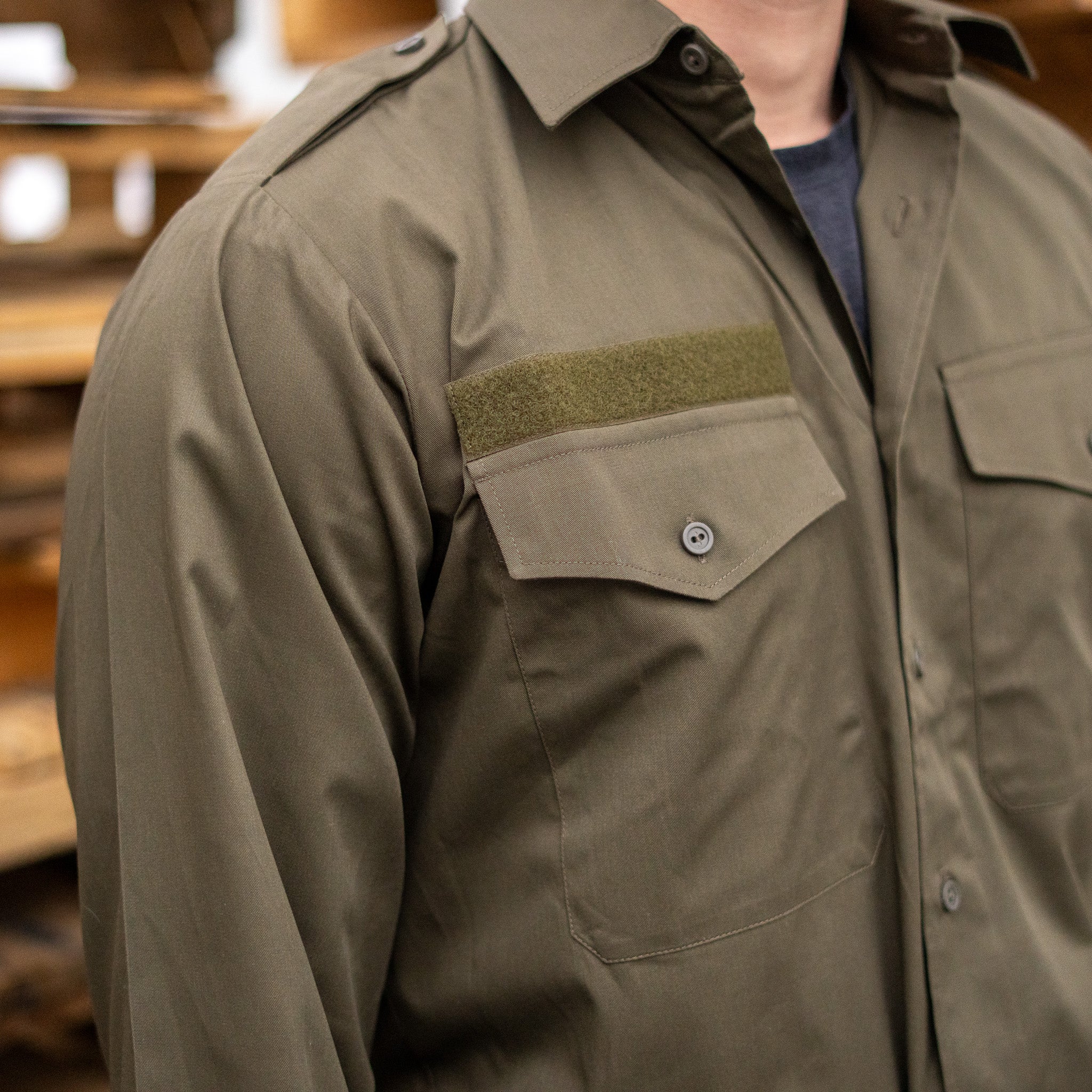 Unissued Austrian Lightweight Field Shirt - Image 4